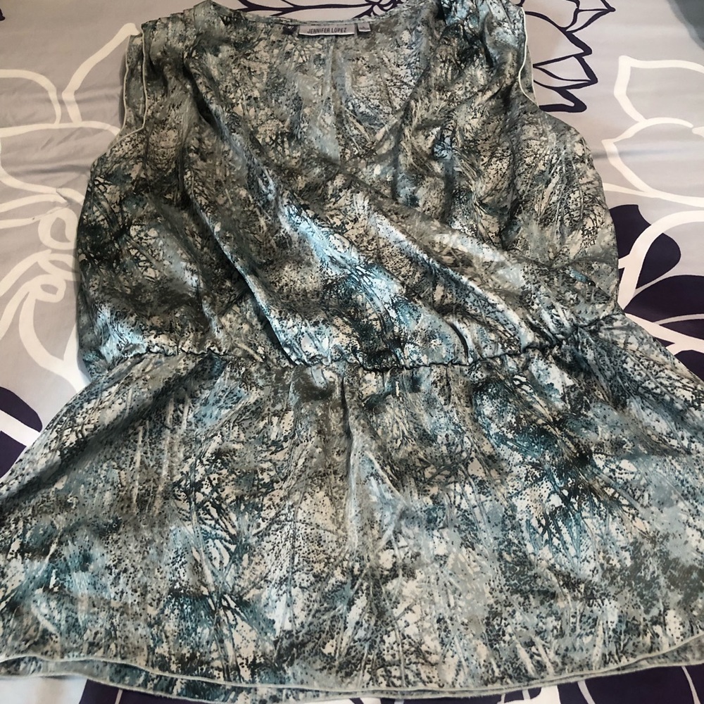 Jenifer Lopez large print peplum